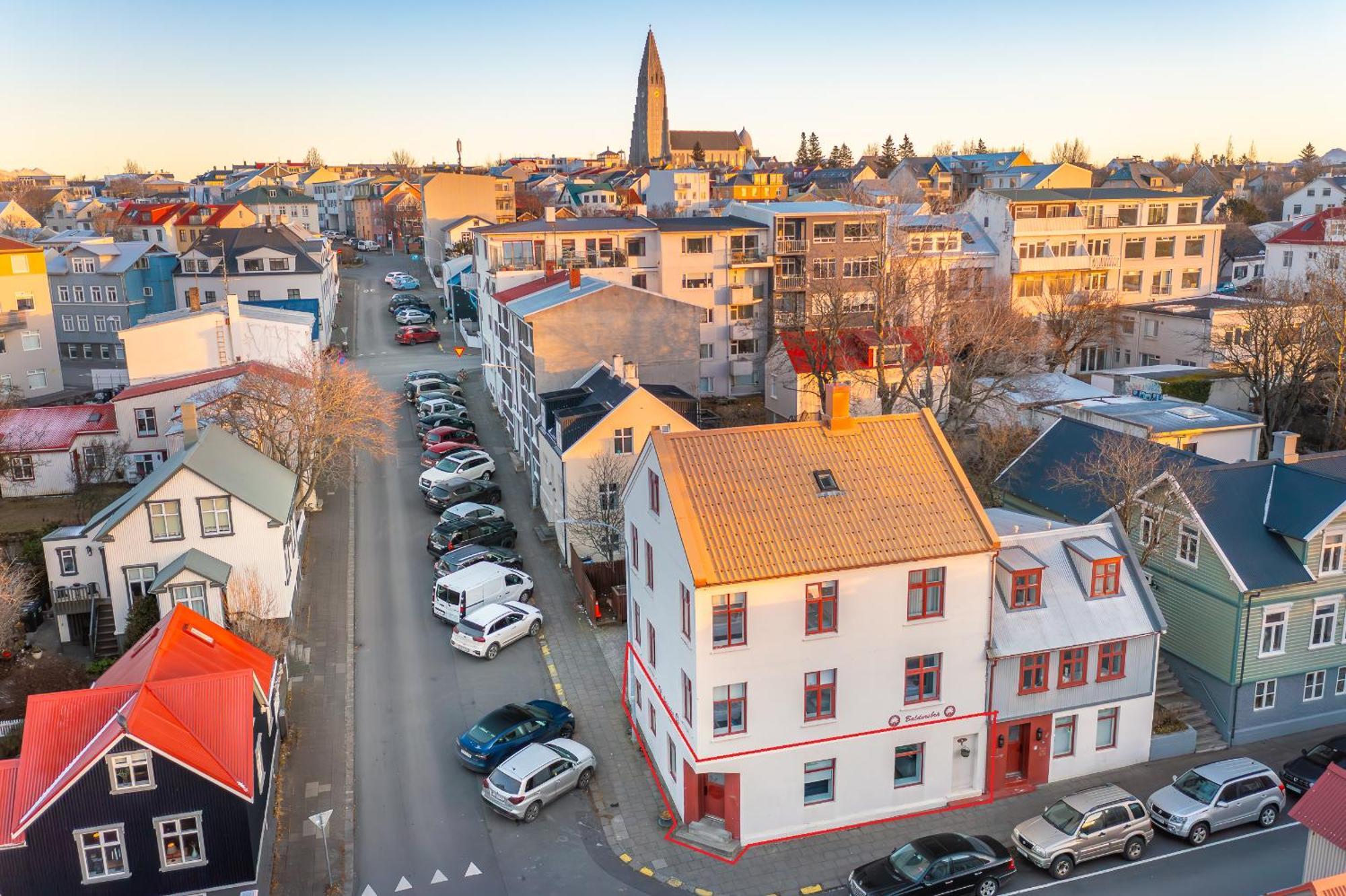 Downtown Baldursbra - Two Bedroom Apartment Reykjavík Kültér fotó